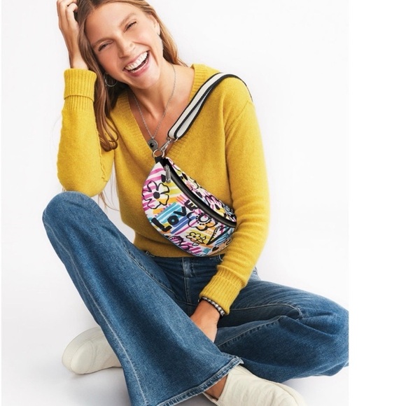 Brighton Graffiti Love crossbody belt bag purse - Picture 6 of 6